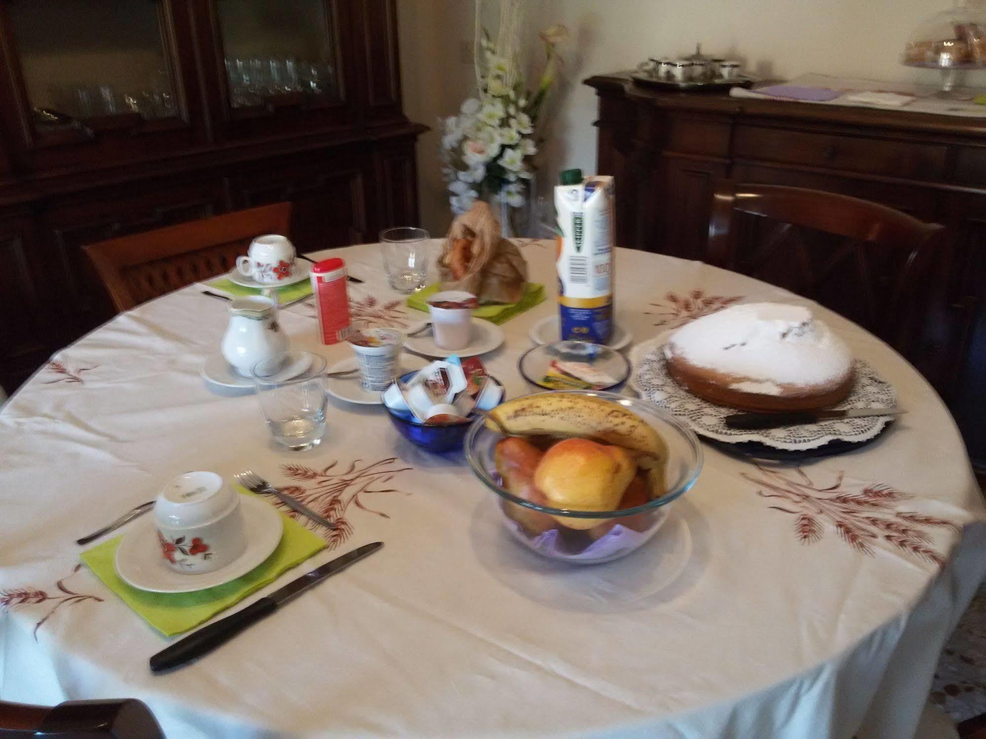 Casa Emanuela Acomodação com café da manhã Piazzola sul Brenta Exterior foto